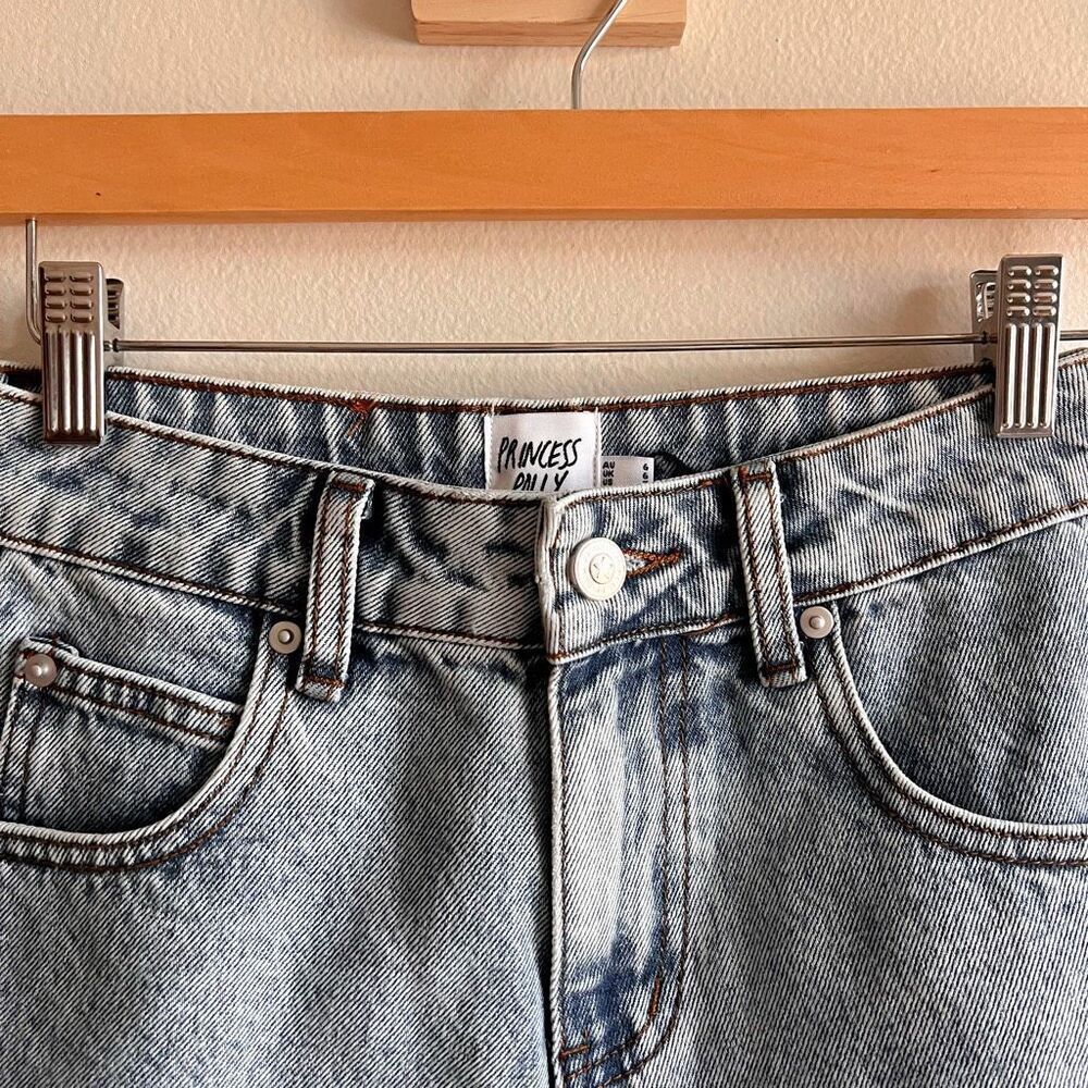 New Princess Polly Lauren’s Denim Shorts Size 2 - Picture 2 of 6